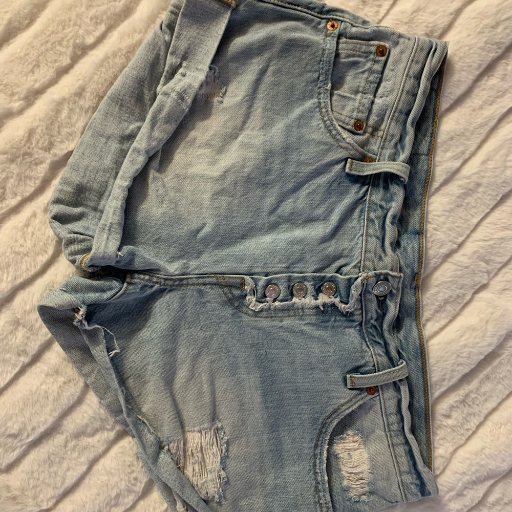 Levi’s light washed shorts